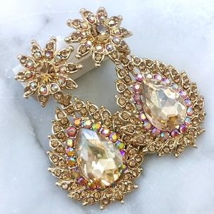 Cherryl’s Jewelry - Champagne Crystal Chandelier Event Earrings Cherryl’s Jewelry - Champagne Crystal Chandelier Event Earrings